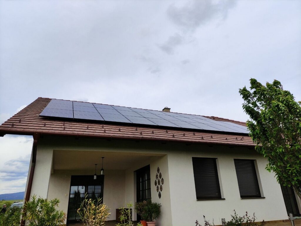 2021 Nagyréde 29 db 380Wp Longi