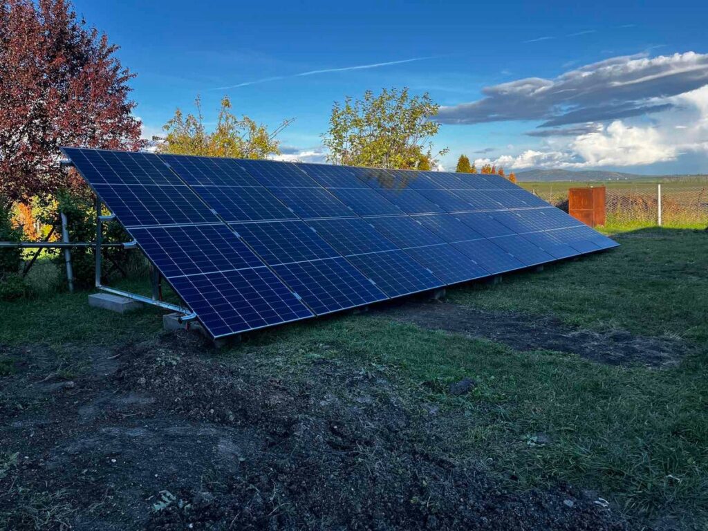 2022 Gyöngyöspata 18 db 405Wp Longi