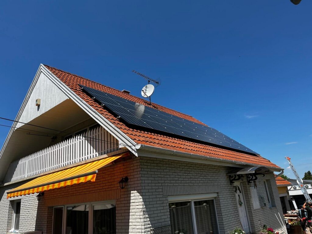 Veresegyház 2022 20 db 380Wp Longi